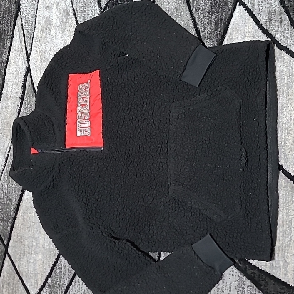 VS PINK 2017 Campus Quarter-Zip Sequins Husker Sherpa Jacket